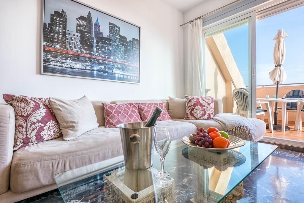 Carvajal Luxury Apartments - Free Parking Fuengirola Kültér fotó