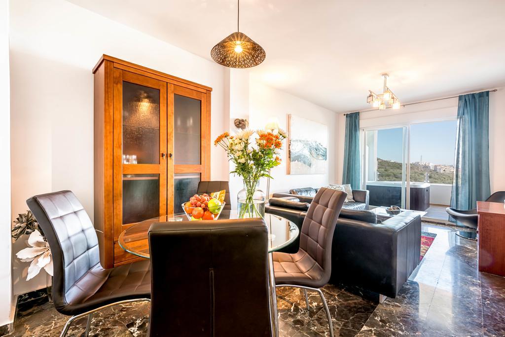 Carvajal Luxury Apartments - Free Parking Fuengirola Kültér fotó